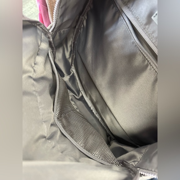 Lululemon Pack it Up Backpack 21L - Picture 6 of 8